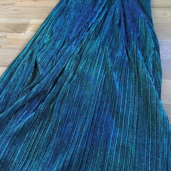 NWT Black Halo Eve Henna Metallic Shift Gown - Picture 6 of 6